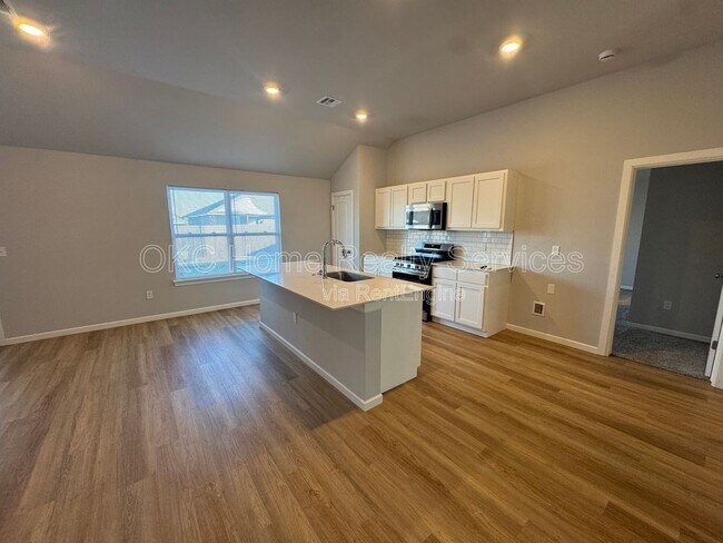 Building Photo - 928 Dusky Valley Ln