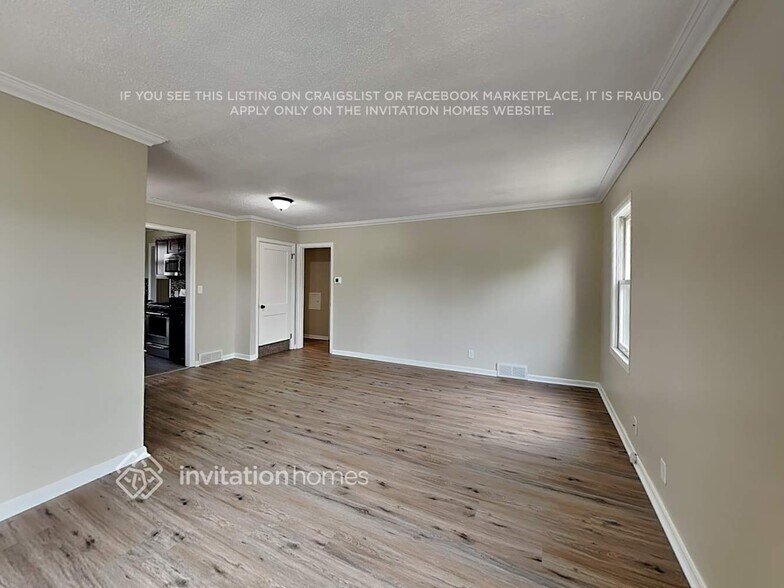 Building Photo - 5757 26th Ave S