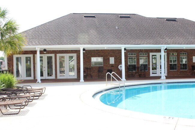 Building Photo - 4434 Gearhart Rd