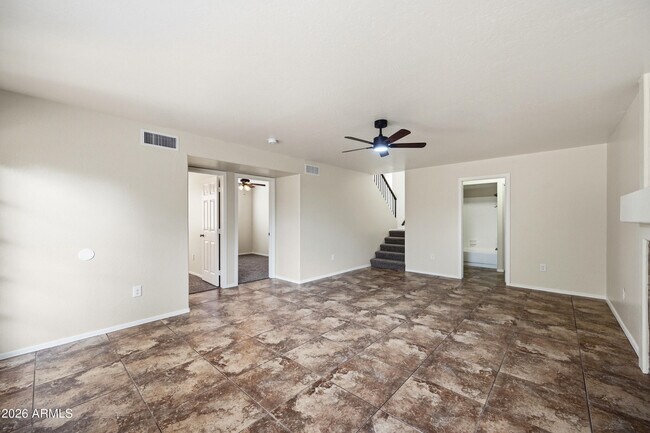 Building Photo - 5190 W Saragosa St