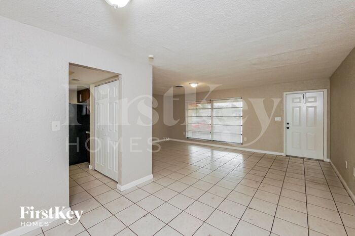 Building Photo - 2440 NW 68th Ave