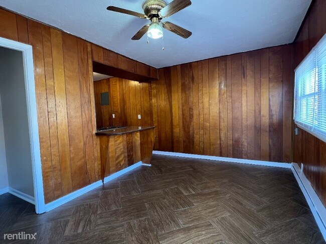 Building Photo - 2 br, 1 bath House - 916 S. Clifton Ave B ...