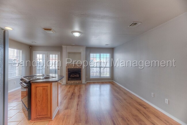 Building Photo - For Lease | Jenks | Available Now!