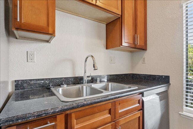 Building Photo - 2491-2491 American River Dr