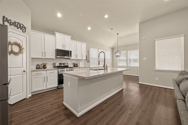 Building Photo - 1665 Morgan Trail Dr