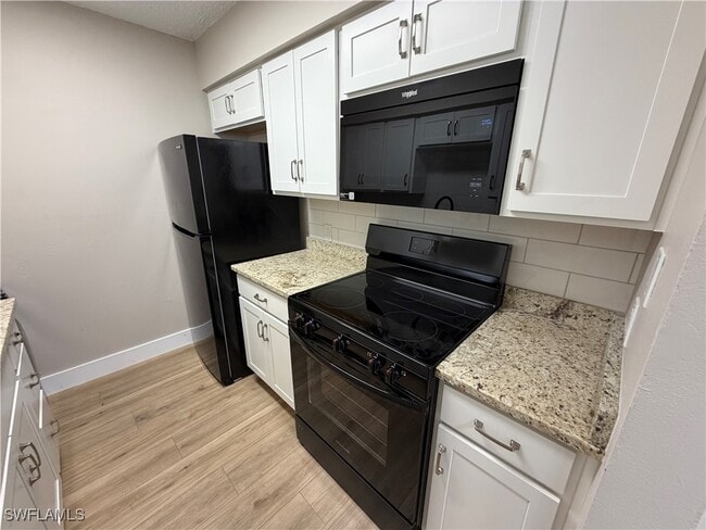 Building Photo - 5315 Summerlin Rd