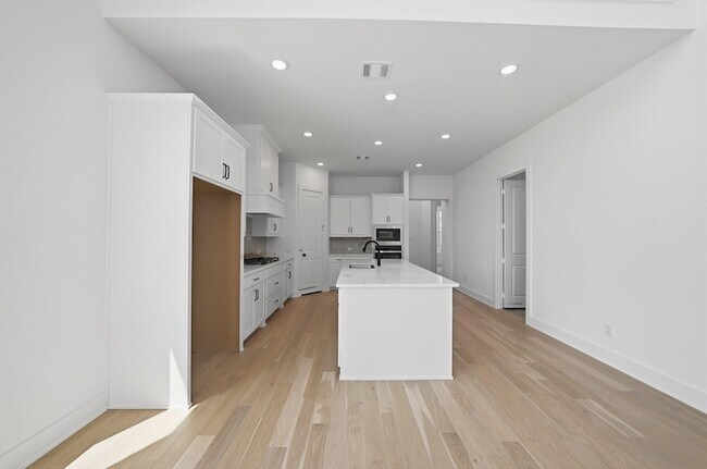 Building Photo - 1501 Pintail Pl