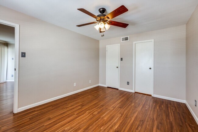 Building Photo - 8787 Brae Acres Rd