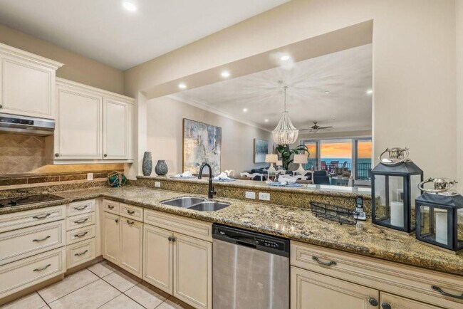 Building Photo - 6426 Gulf Dr