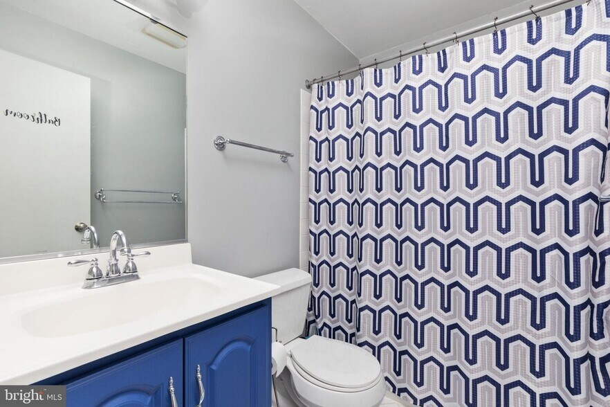 Building Photo - 4133 Novar Dr