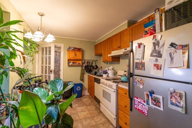 Building Photo - Pennsport 1st fl one bedroom