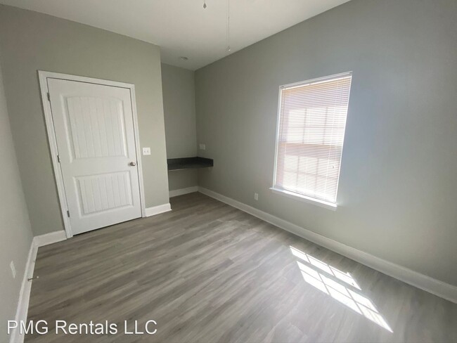 Building Photo - 2 br, 2 bath House - 103 BoniLane Cove