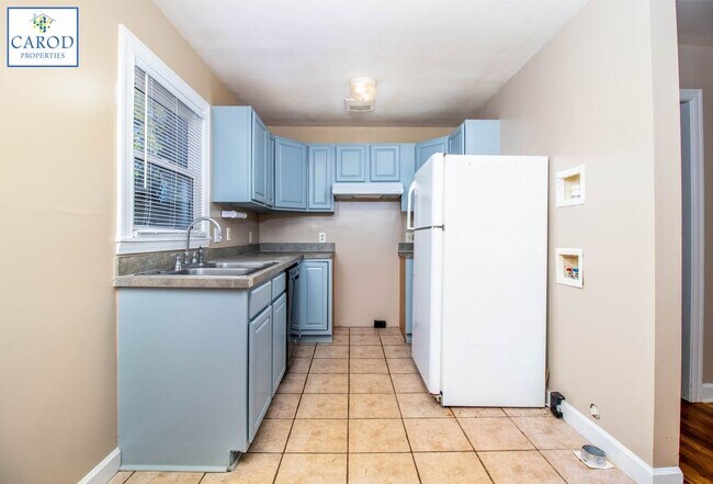 Building Photo - Cozy Cottage Near Uptown Charlotte