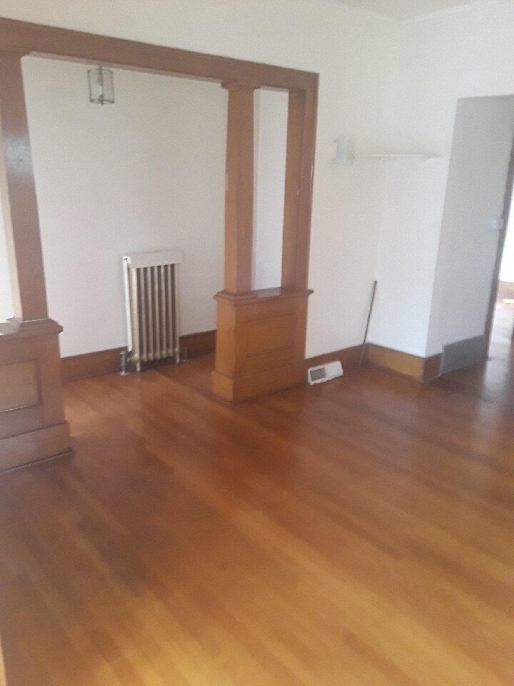 Family Room - 1057 Washington Ave