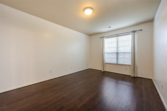 Building Photo - 1130 Glenwood Canyon Ln