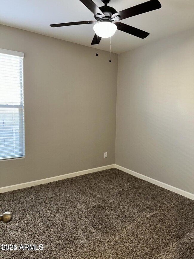 Building Photo - 33299 N Bowles Dr