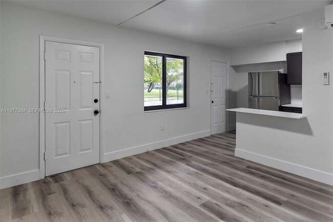 Building Photo - 4037 SW 65th Ave