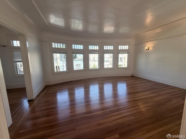 Building Photo - 1418 8th Ave