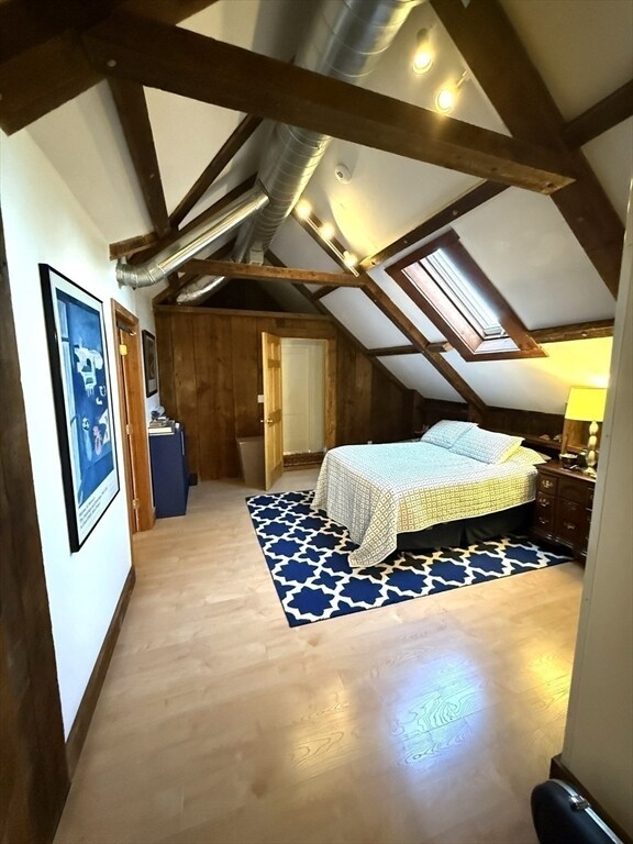 Building Photo - 7 Grand St