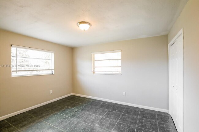 Building Photo - 1326 NW 72nd St