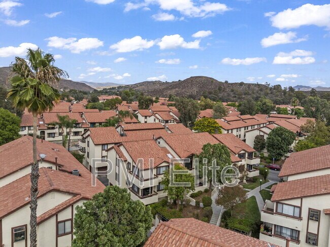 Building Photo - 18142 Sundowner Way