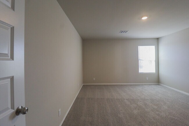 Building Photo - 1506 S 83rd St