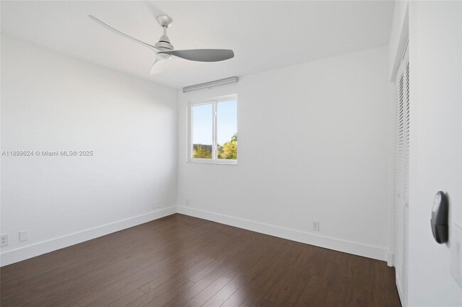 Building Photo - 1049 Thistle Creek Ct