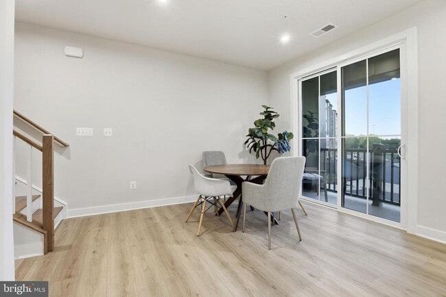 Building Photo - 4366 Black Tulip Wy