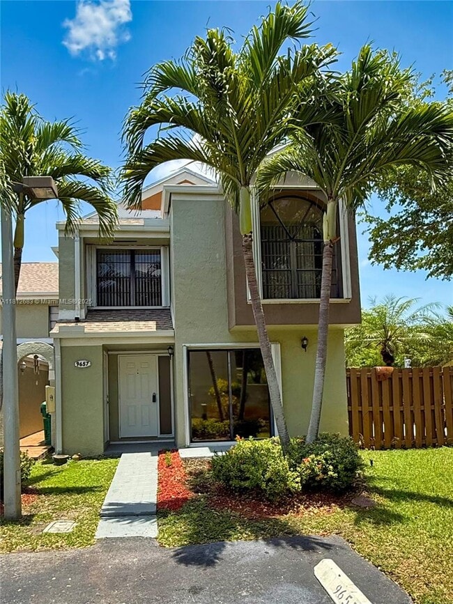 Building Photo - 9657 SW 152nd Ave