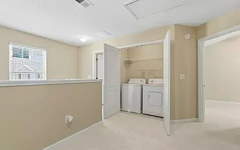 Building Photo - 531 Fox Creek Crossing