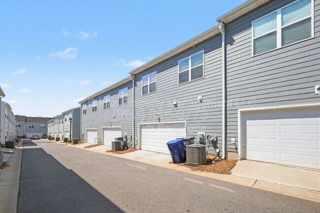 Building Photo - 8809 Arrington Hall
