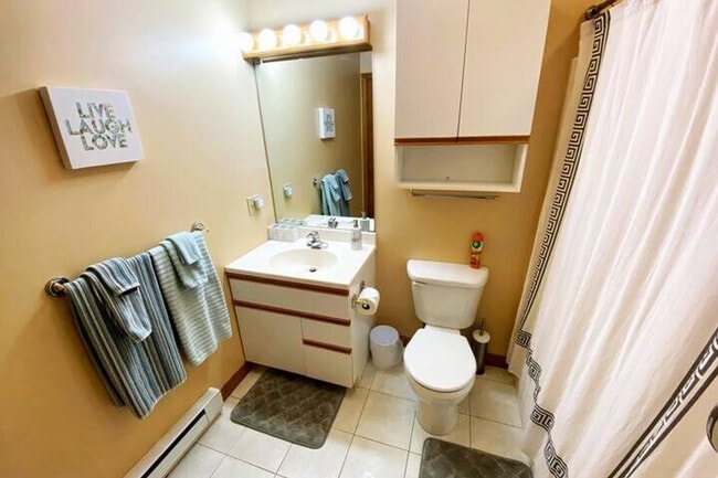 Building Photo - 140 Paquette Cir