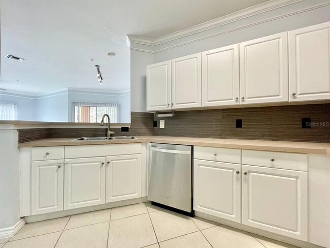 Building Photo - 4333 Bayside Village Dr