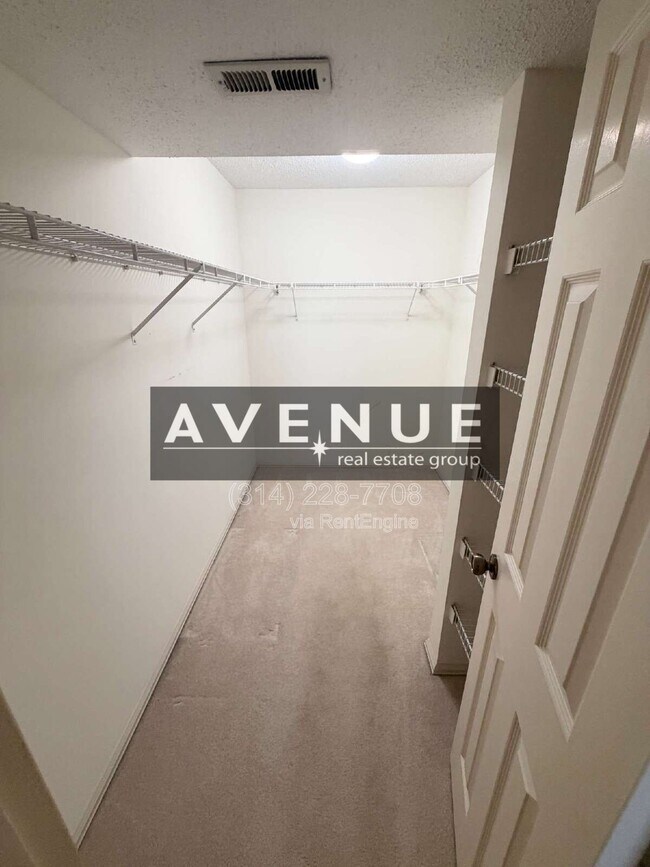 Building Photo - 312 Clayton Xing Dr