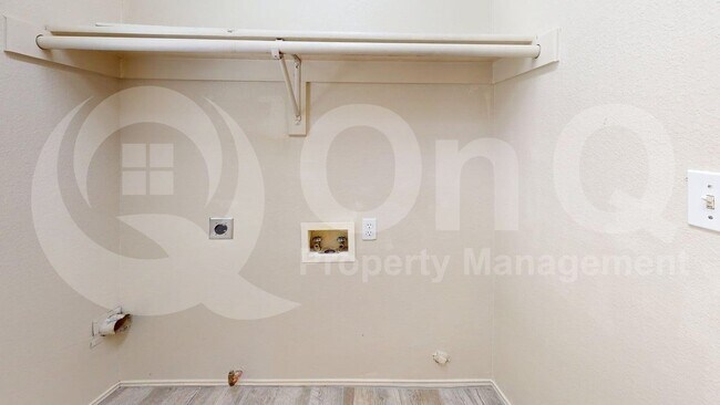 Building Photo - 131 Sweetgum Dr
