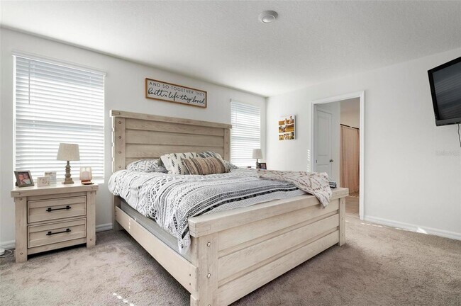 Building Photo - 10215 Charlotte Dr.