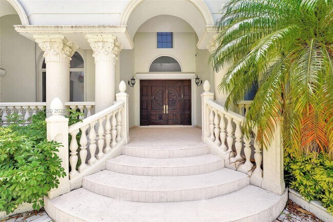 Building Photo - 166 Bal Bay Dr
