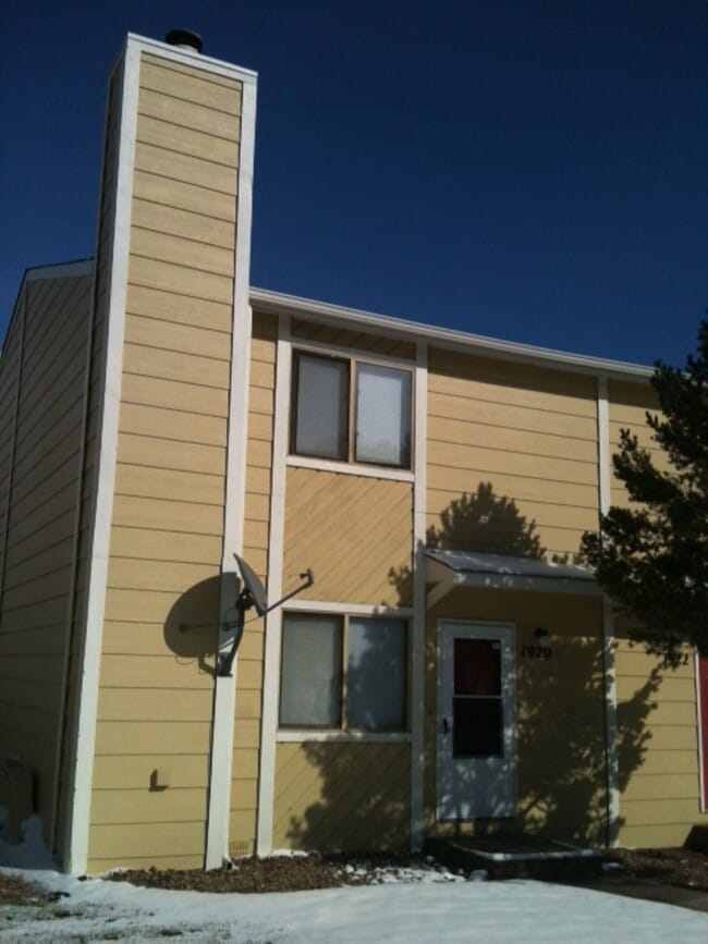 Primary Photo - 3 Bedroom Townhome