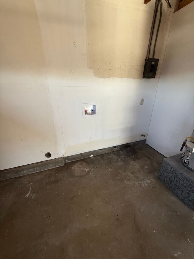 Building Photo - Newly Remodeled Home near Imperial Beach