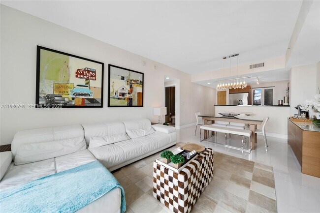 Building Photo - 253 NE 2nd St