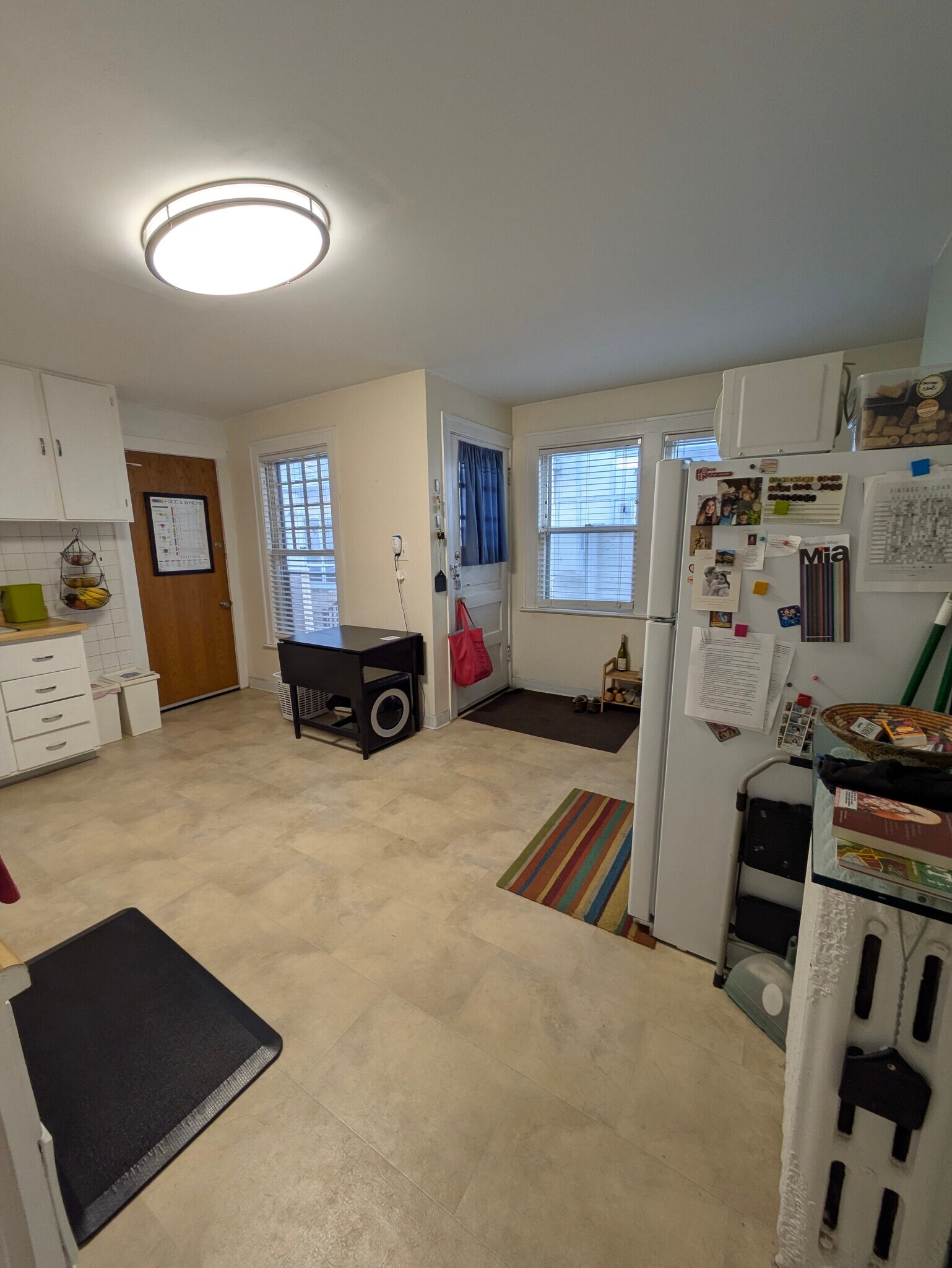 Building Photo - 2909 Knox Ave S