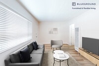 Building Photo - 407 N Broadway