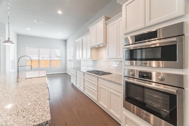Building Photo - 2344 Goldenglade Dr