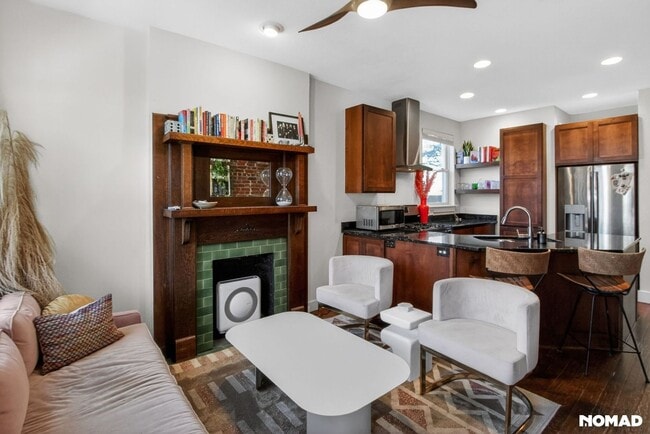 Building Photo - 3326 Quivas St