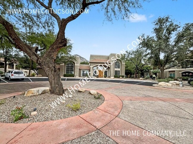 Building Photo - 1500 E Pusch Wilderness Dr