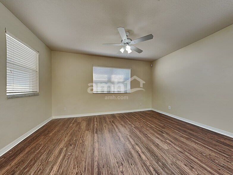 Building Photo - 3403 Berry Blossom Ln