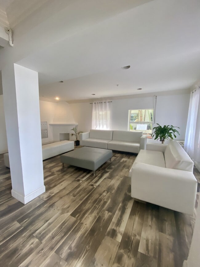 Building Photo - 1521 Lenox Ave