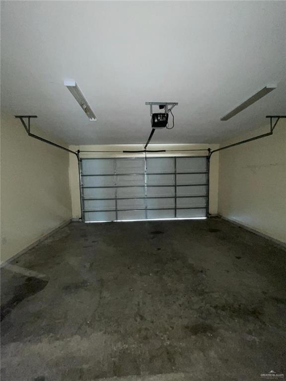 Building Photo - 13 Phoenix St