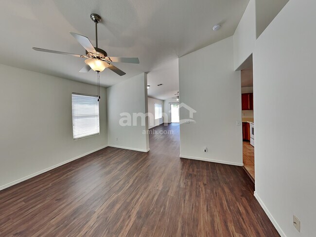 Building Photo - 8708 E Crescent Ave