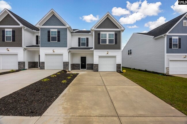 Building Photo - 223 Sunny Hl Dr